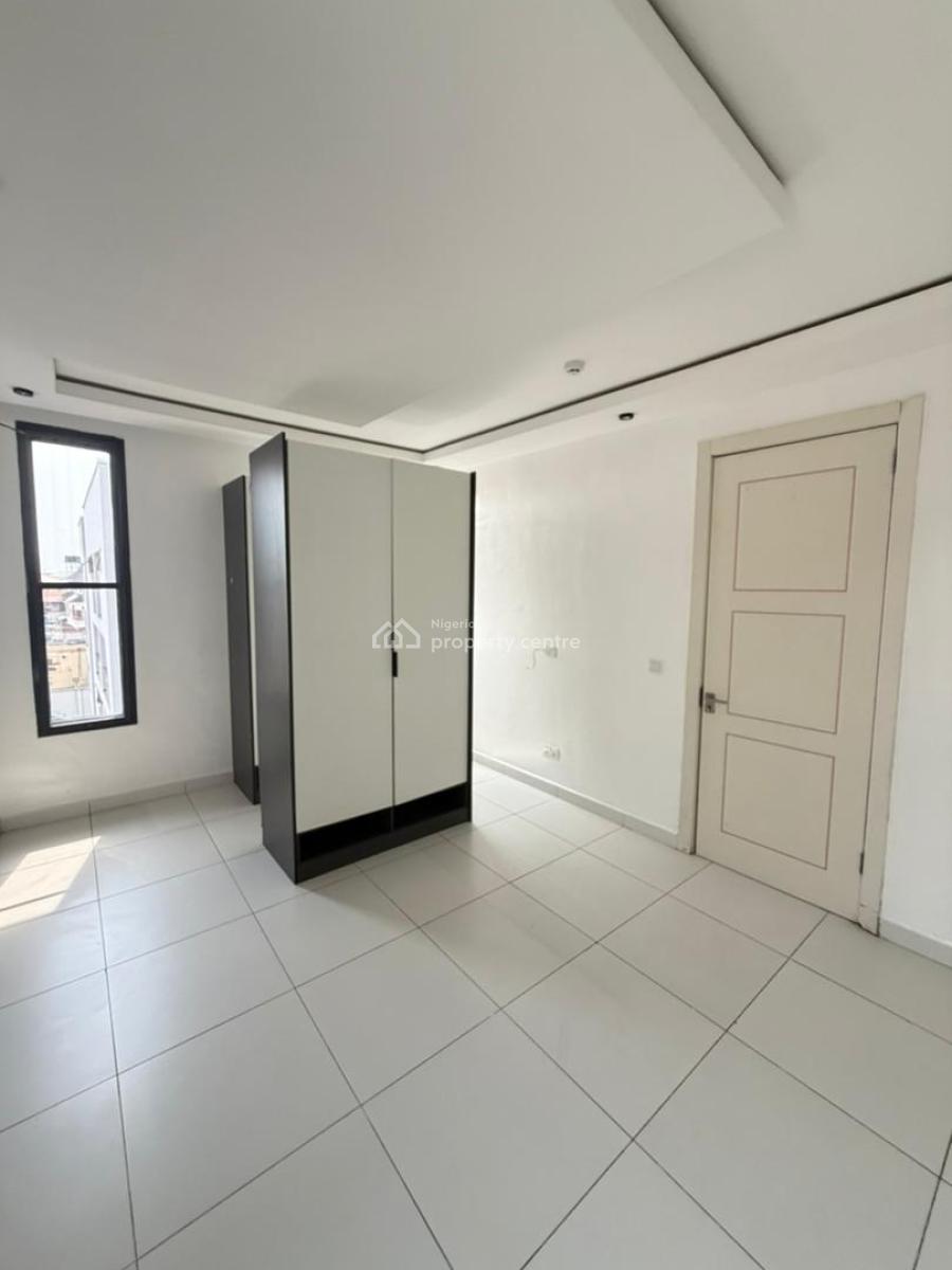 Exquisite 4 Bedroom Maisonette, Ologolo, Lekki, Lagos, Flat / Apartment for Rent