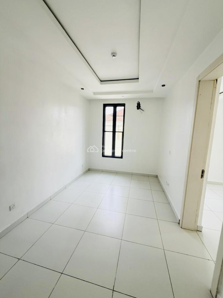 Exquisite 4 Bedroom Maisonette, Ologolo, Lekki, Lagos, Flat / Apartment for Rent