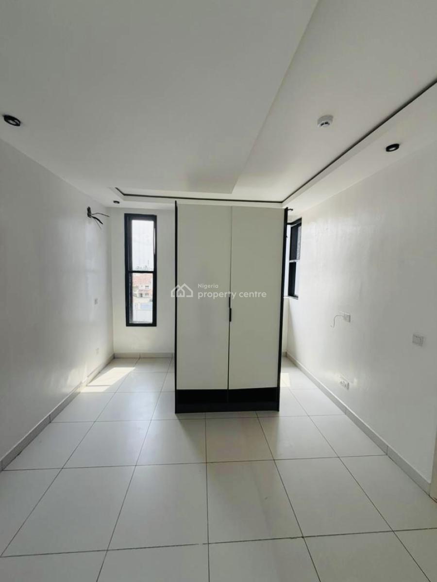 Exquisite 4 Bedroom Maisonette, Ologolo, Lekki, Lagos, Flat / Apartment for Rent