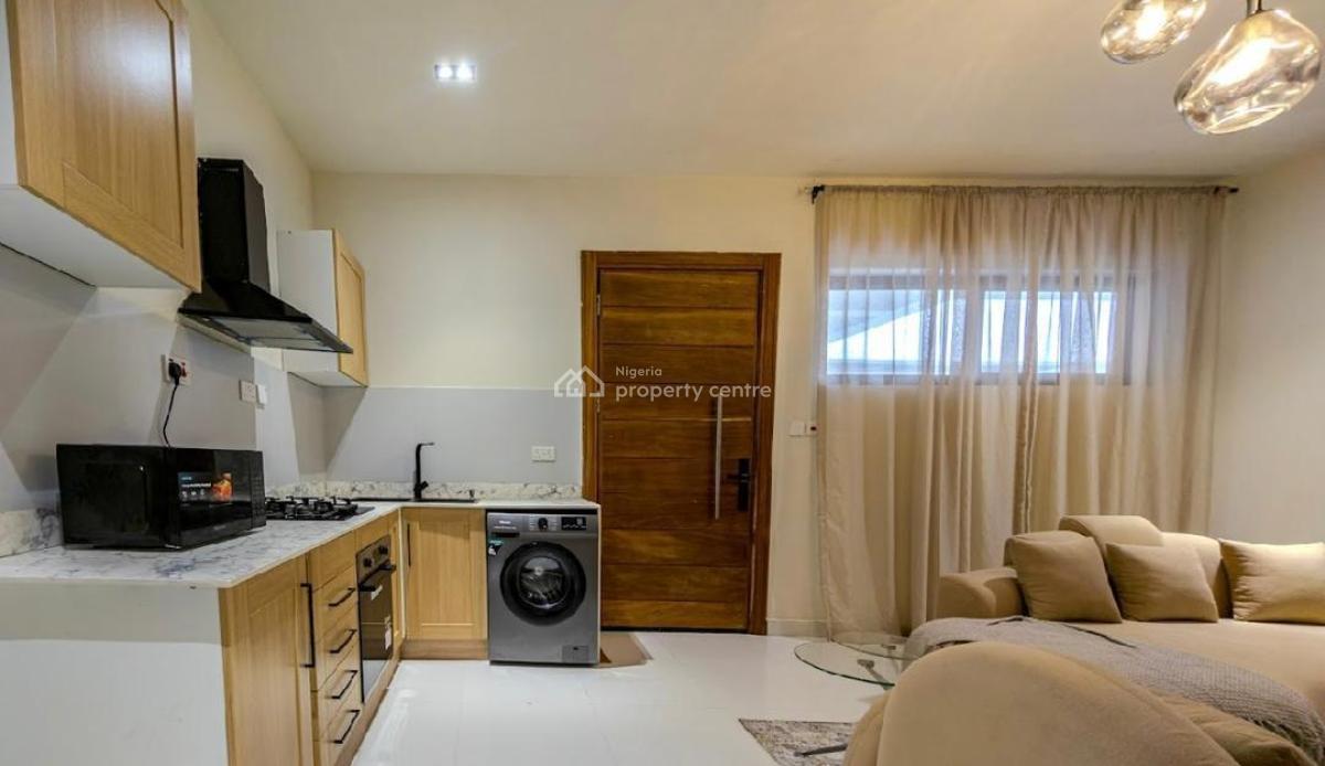 Luxury & Cozy Seaview 1bedroom with Pool & Gym, Oniru Axis, Victoria Island (vi), Lagos, Flat / Apartment Short Let