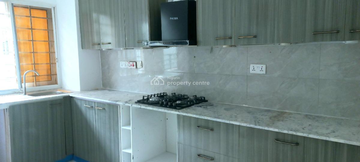 2 Bedroom Apartment, Orchid Road, Lafiaji, Lekki, Lagos, Flat / Apartment for Sale