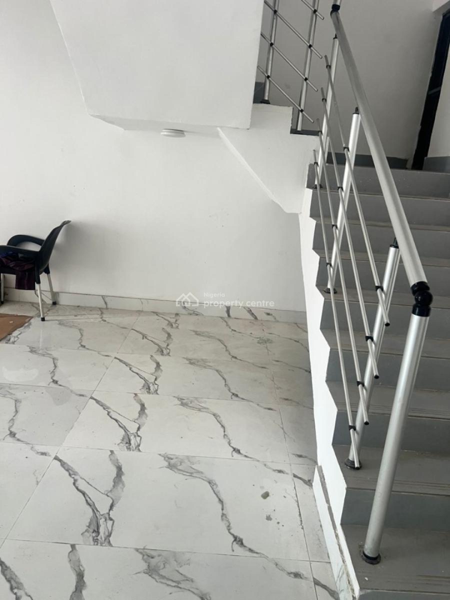 Luxury 4 Bedroom Terrace, Admiralty Way, Lekki Phase 1, Lekki, Lagos, Terraced Duplex for Sale