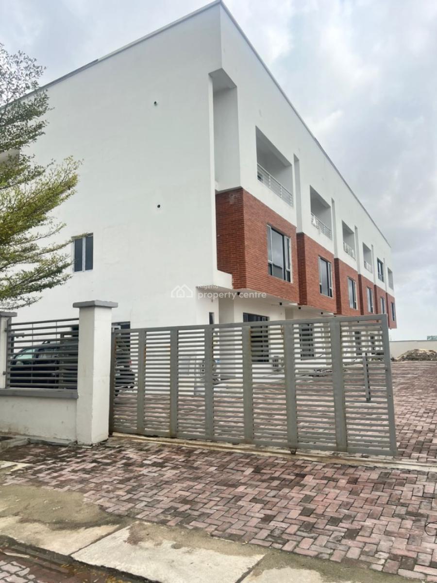 Luxury 4 Bedroom Terrace, Admiralty Way, Lekki Phase 1, Lekki, Lagos, Terraced Duplex for Sale