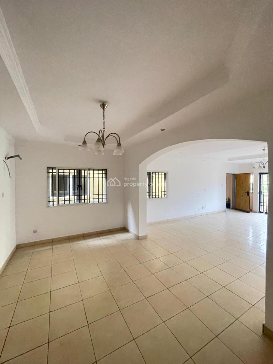 4 Bedroom Maisonette with a Room Bq, Lekki Phase 1, Lekki, Lagos, House for Rent