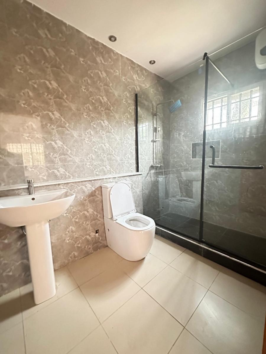 3 Bedroom Apartment with a Room Bq, Lekki Phase 1, Lekki, Lagos, Flat / Apartment for Rent