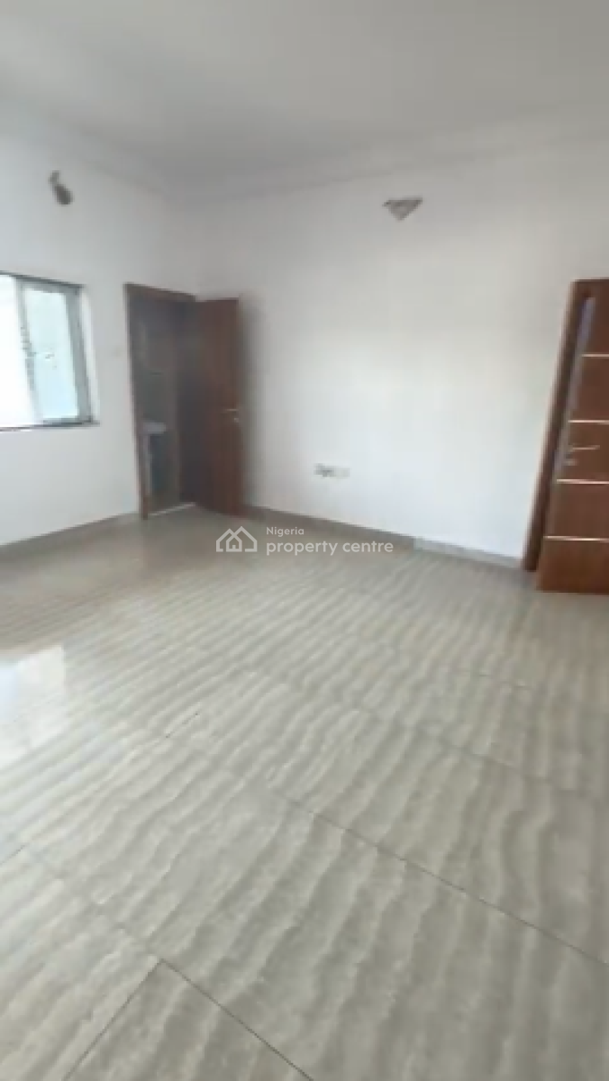 Spacious 3 Bedroom with Balcony, Alpha Beach Road Opposite Chevron, Lekki Phase 2, Lekki, Lagos, House for Rent