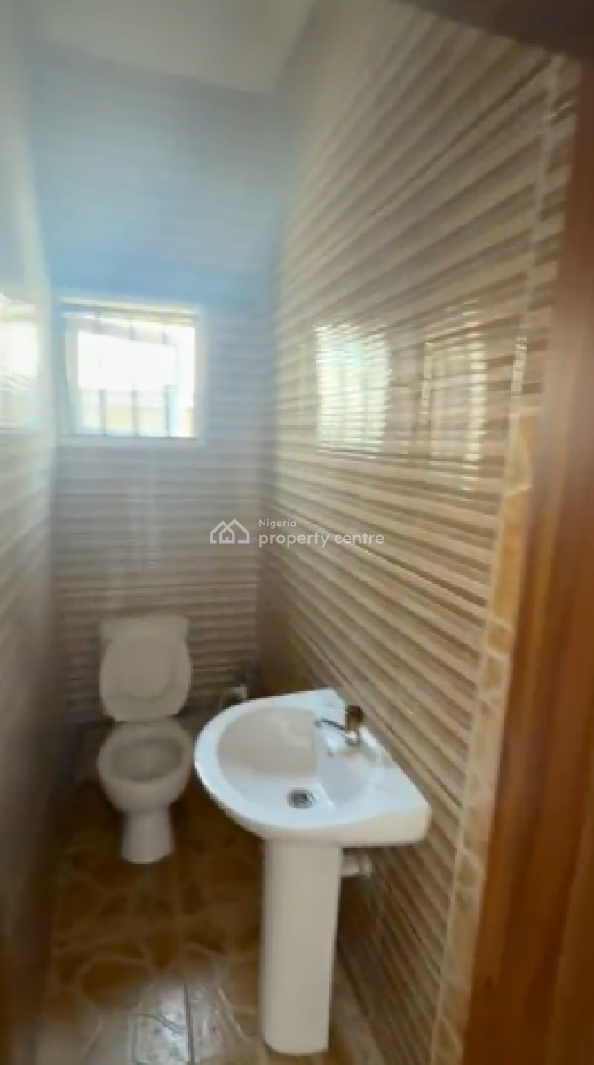 Spacious 3 Bedroom with Balcony, Alpha Beach Road Opposite Chevron, Lekki Phase 2, Lekki, Lagos, House for Rent