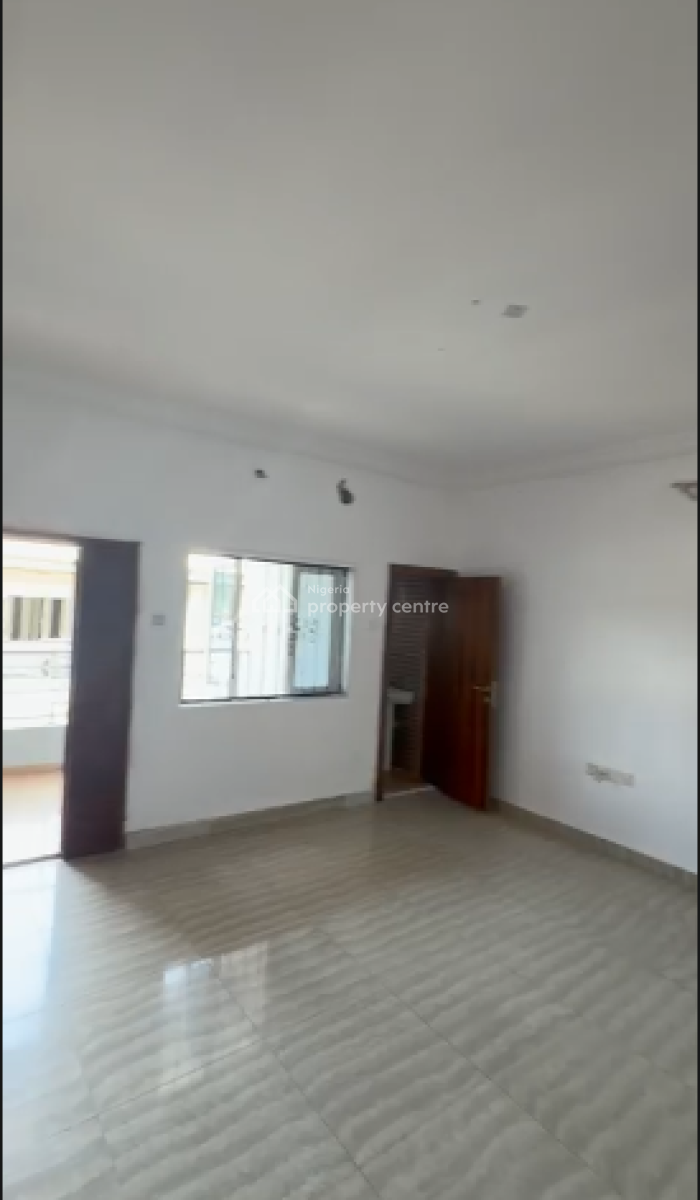 Spacious 3 Bedroom with Balcony, Alpha Beach Road Opposite Chevron, Lekki Phase 2, Lekki, Lagos, House for Rent