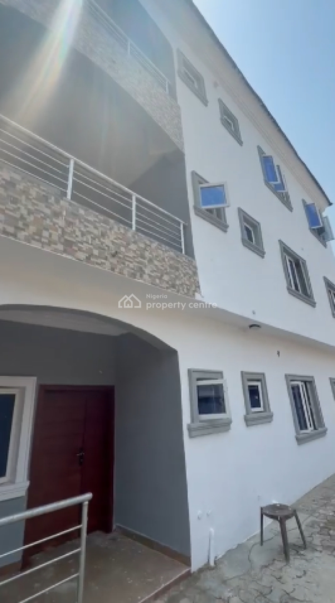 Spacious 3 Bedroom with Balcony, Alpha Beach Road Opposite Chevron, Lekki Phase 2, Lekki, Lagos, House for Rent