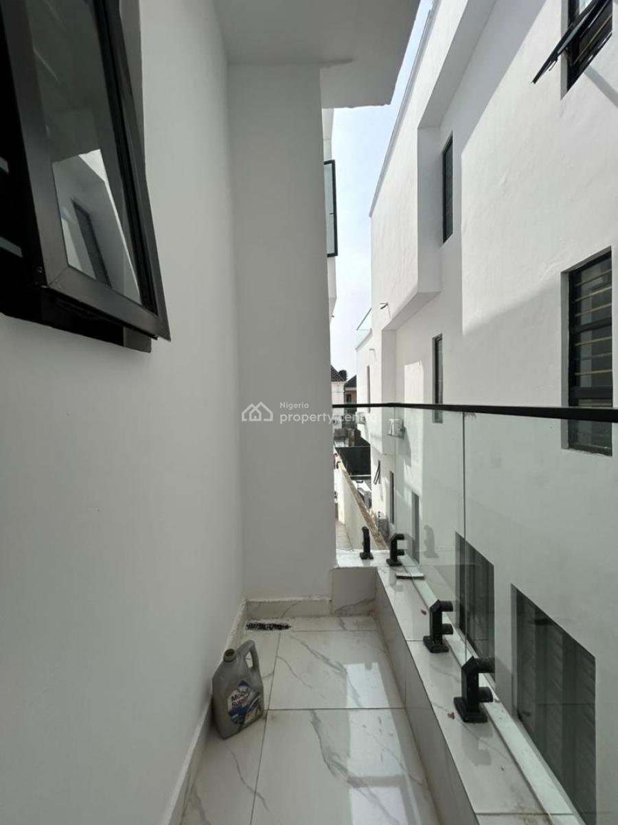 5 Bedroom Fully Detached Duplex  with Bq, Ologolo, Lekki, Lagos, Detached Duplex for Sale