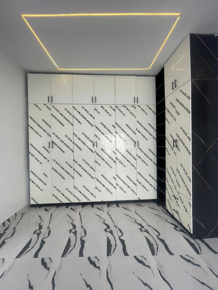 4 Bedroom 4 Bath 2 Cars  Fully Detached Duplex with Living Room, Ajah, Lagos, Detached Duplex for Sale