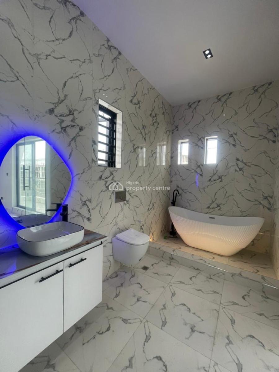 4 Bedroom 4 Bath 2 Cars  Fully Detached Duplex with Living Room, Ajah, Lagos, Detached Duplex for Sale