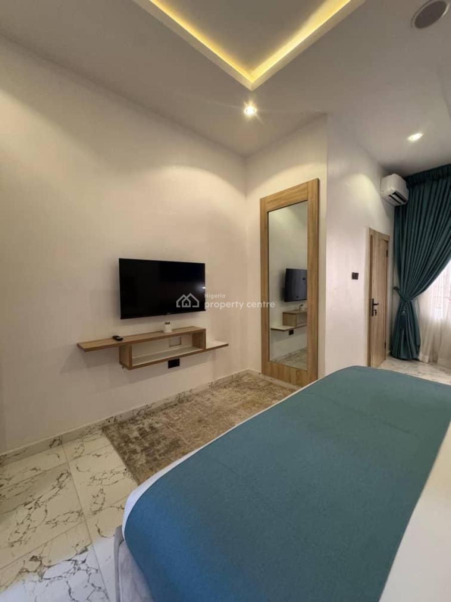 Fully Furnished 3 Bedroom Apartment, Lekki Phase 1, Lekki, Lagos, Flat / Apartment for Rent