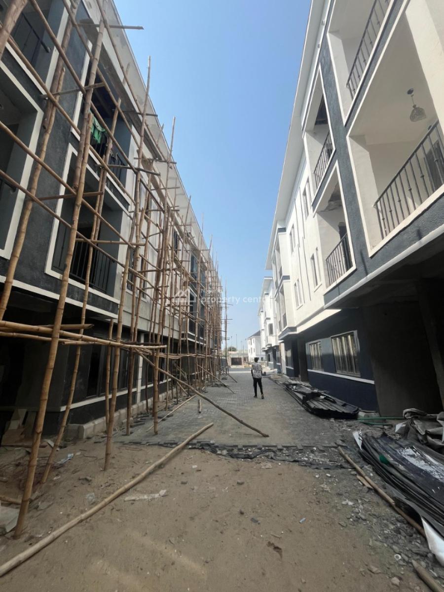 Luxury 1 Bedroom Spacious Apartment with Pool, Green-area & Playground, Chevron, Lekki, Lagos, Flat / Apartment for Sale