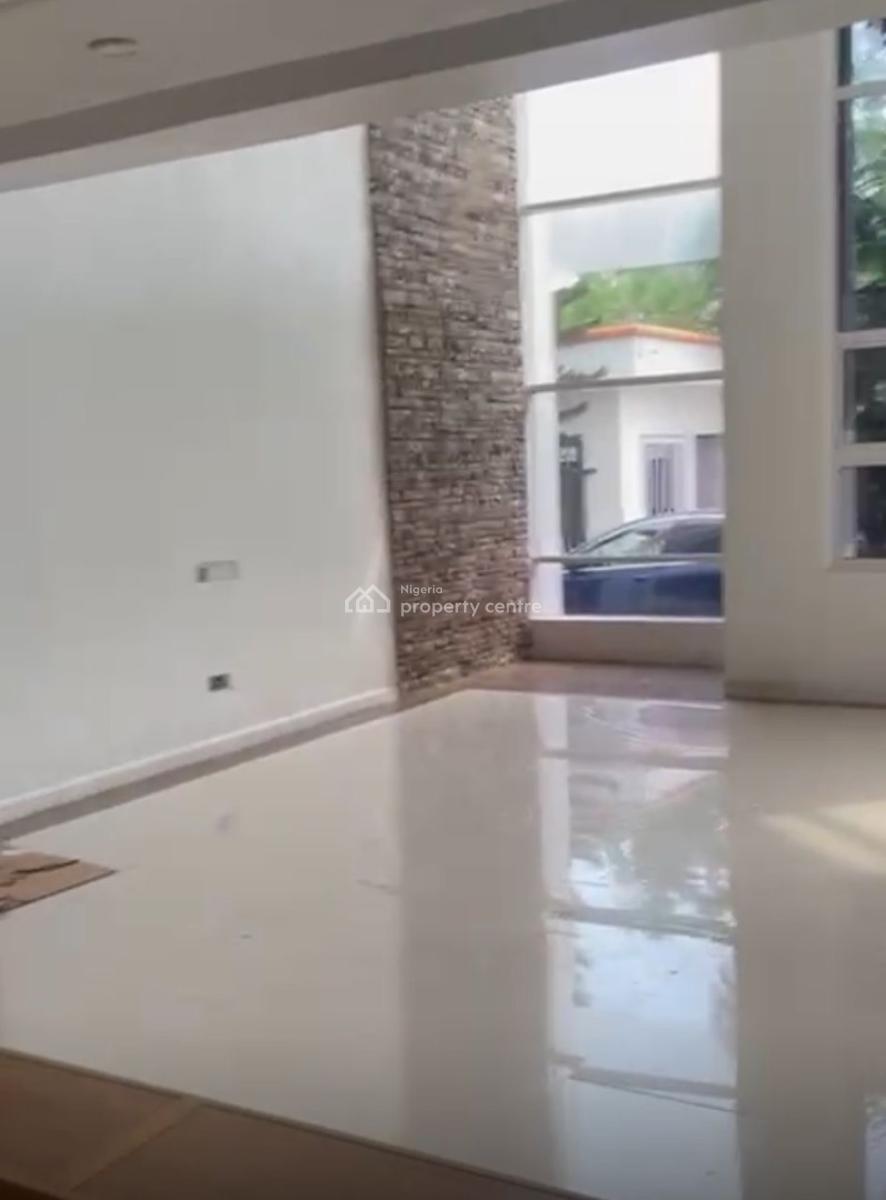 7 Units of 3 Bedrooms and 2 Bedrooms Apartments, Lekki Phase 1, Lekki, Lagos, Flat / Apartment for Rent