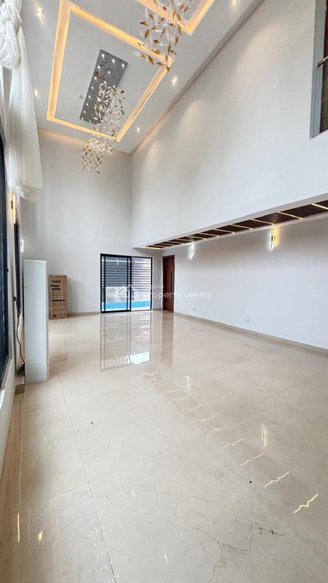 Contemporary 6 Bedroom  Fully Detached with a Penthouse + Pool + 2 Bq, Banana Island, Ikoyi, Lagos, Detached Duplex for Sale