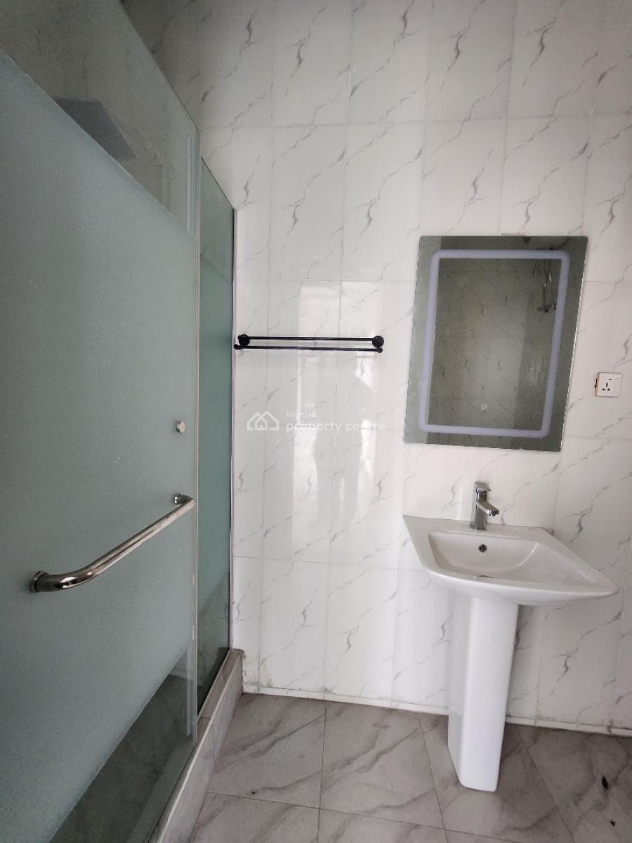 Brand New 2-bedroom Apartment, Ologolo, Lekki, Lagos, Flat / Apartment for Rent
