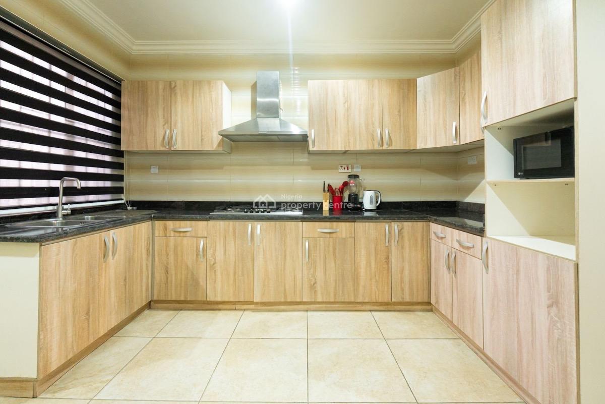 Luxury Fully Furnished 3 Bedroom Apartment Available From Today, Oluwakayode Jacobs Crescent, Freedom Way, Lekki Phase 1, Lekki, Lagos, Flat / Apartment Short Let