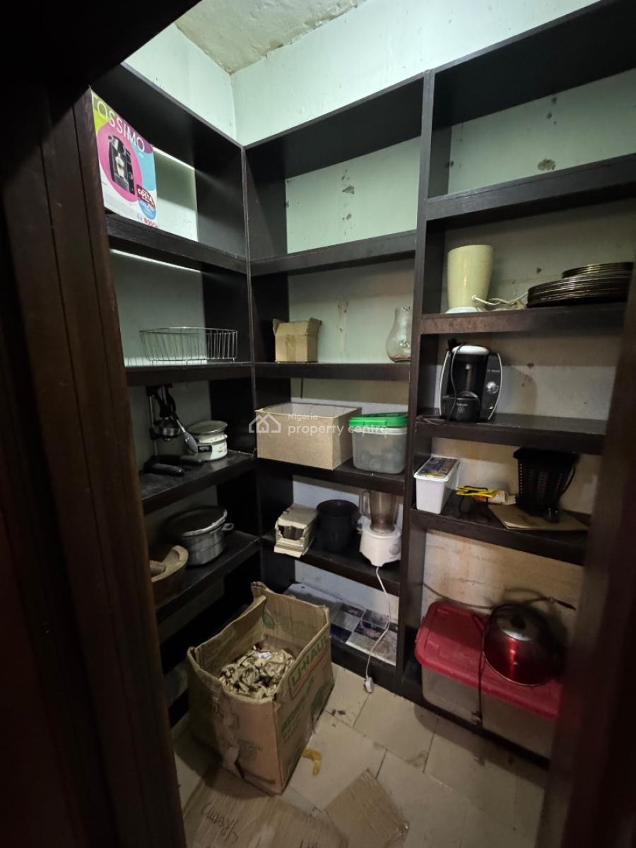 a Big 4 Bedroom Duplex with Bq Acs and Generator, Lekki Phase 1, Lekki, Lagos, Semi-detached Duplex for Rent