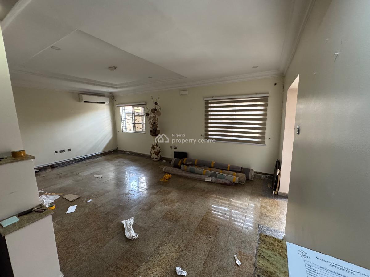 a Big 4 Bedroom Duplex with Bq Acs and Generator, Lekki Phase 1, Lekki, Lagos, Semi-detached Duplex for Rent