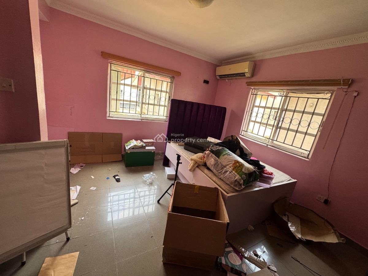 a Big 4 Bedroom Duplex with Bq Acs and Generator, Lekki Phase 1, Lekki, Lagos, Semi-detached Duplex for Rent