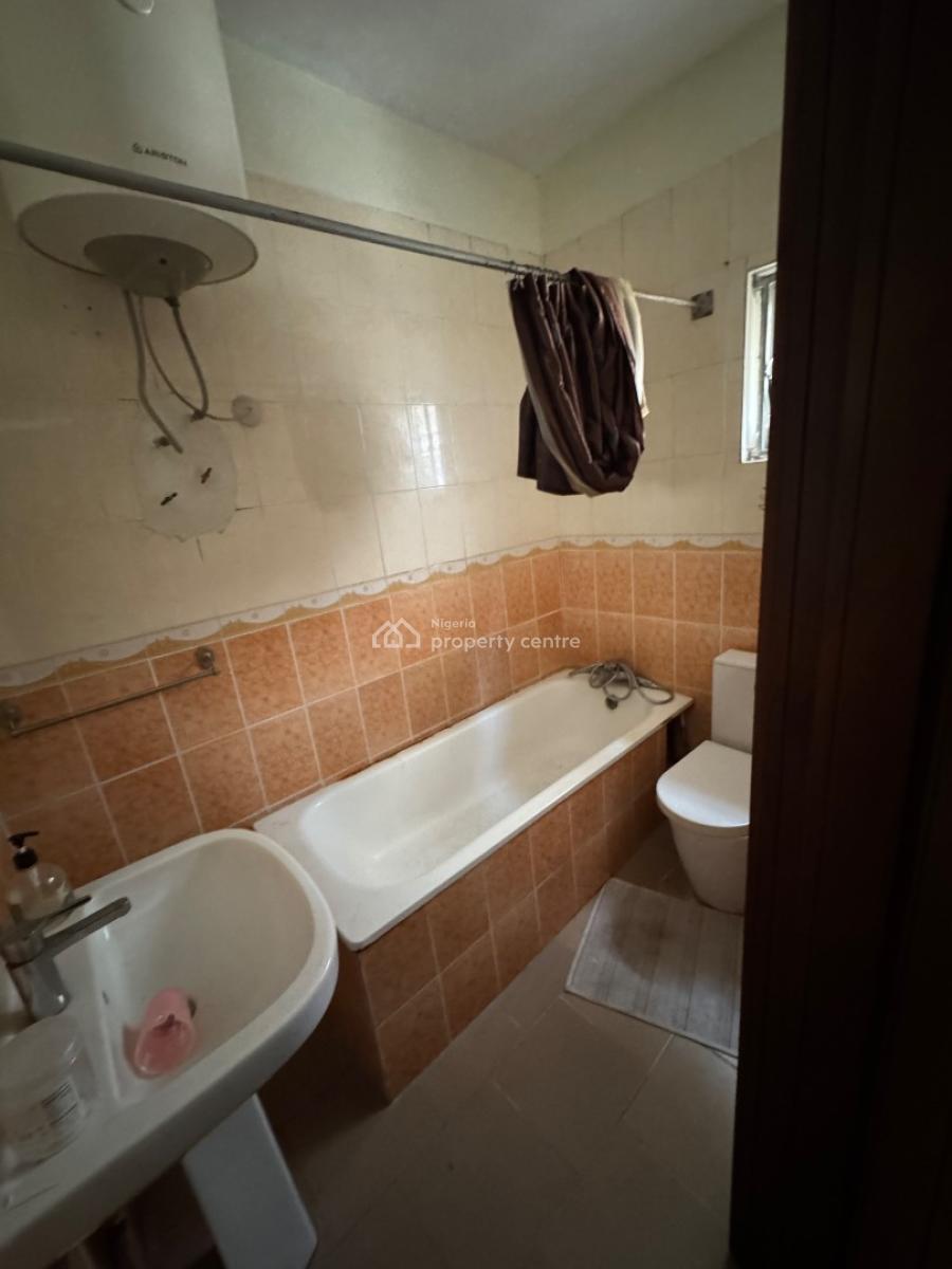 a Big 4 Bedroom Duplex with Bq Acs and Generator, Lekki Phase 1, Lekki, Lagos, Semi-detached Duplex for Rent