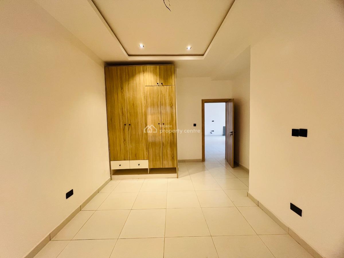 2 Bedroom Apartment, Ologolo, Lekki, Lagos, Flat / Apartment for Sale