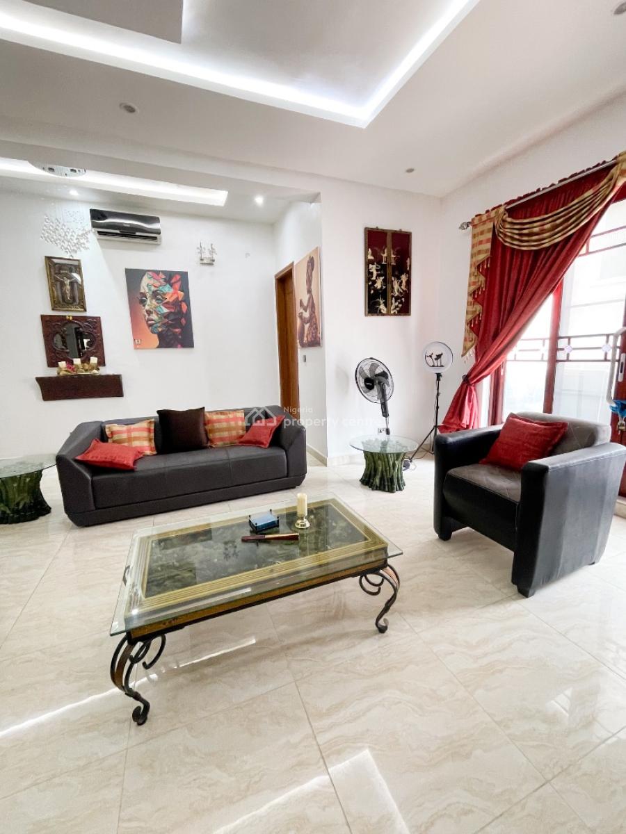 2 Bedroom Flat, Lekki Phase 1, Lekki, Lagos, Flat / Apartment for Rent