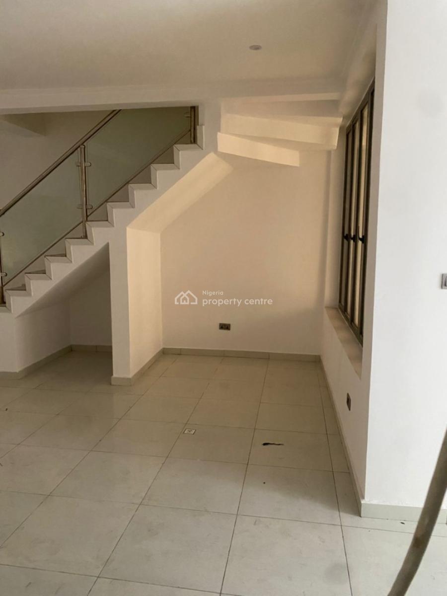 Newly Built Tastefully Finished 3 Bedroom Maisonette Duplex, Chevy View Estate, Lekki Expressway, Lekki, Lagos, Terraced Duplex for Rent