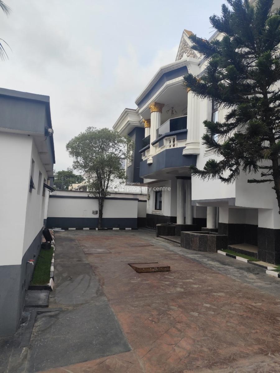 Fully Detached 8 Bedroom Duplex with a Bq, Vgc, Lekki, Lagos, Detached Duplex for Rent