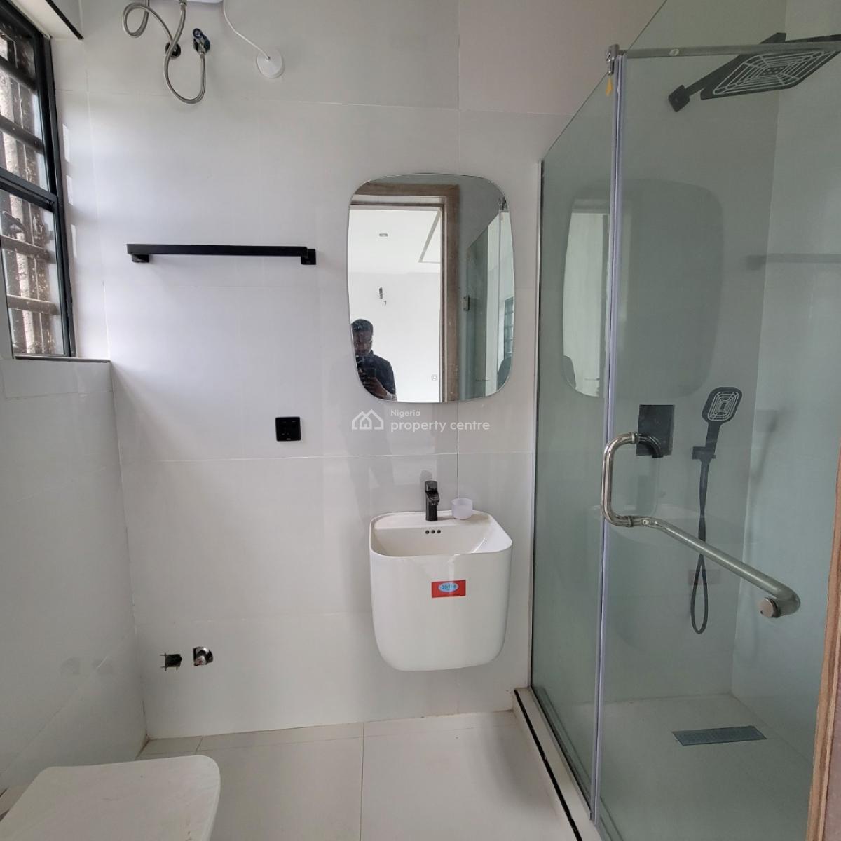 Gorgeous 2 Bedroom Apartment with an Elevator and a Pool, Ikate, Lekki, Lagos, Flat / Apartment for Sale