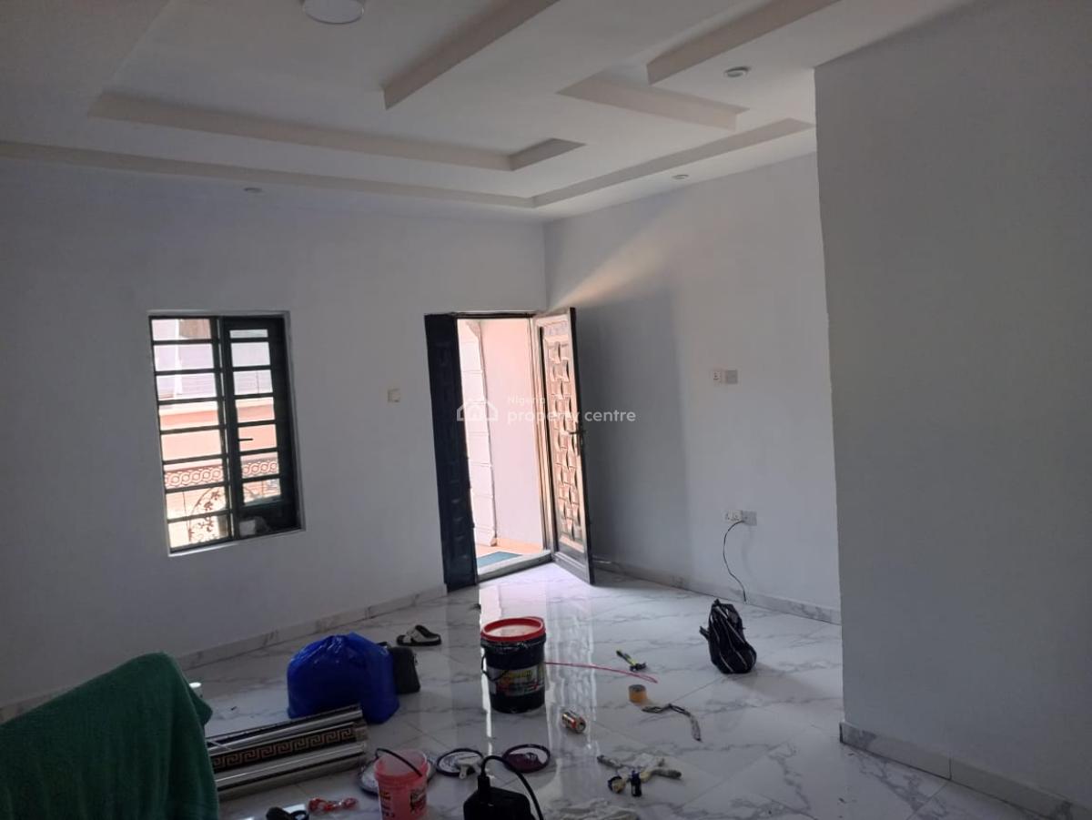 2 Bedroom Flat Ground Floor, Ago Palace, Isolo, Lagos, Flat / Apartment for Rent