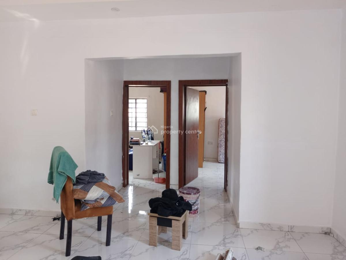 2 Bedroom Flat Ground Floor, Ago Palace, Isolo, Lagos, Flat / Apartment for Rent