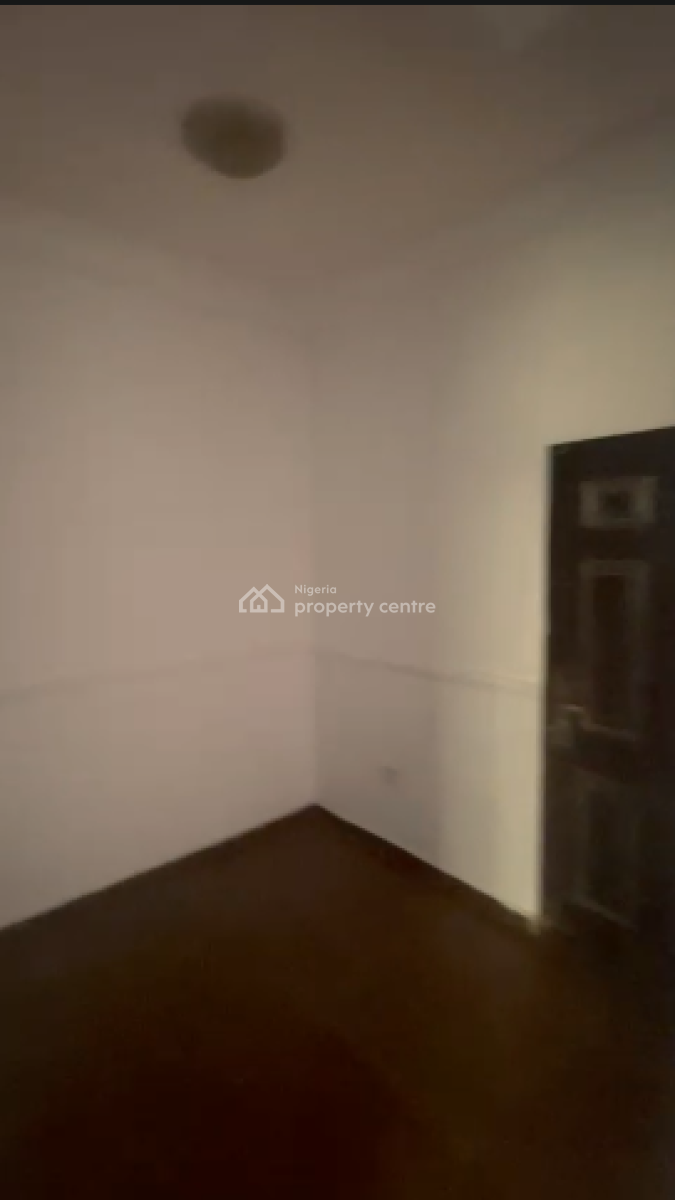 Spacious Mini-flat Close to The Express, Jakande, Ologolo, Lekki, Lagos, Mini Flat (room and Parlour) for Rent