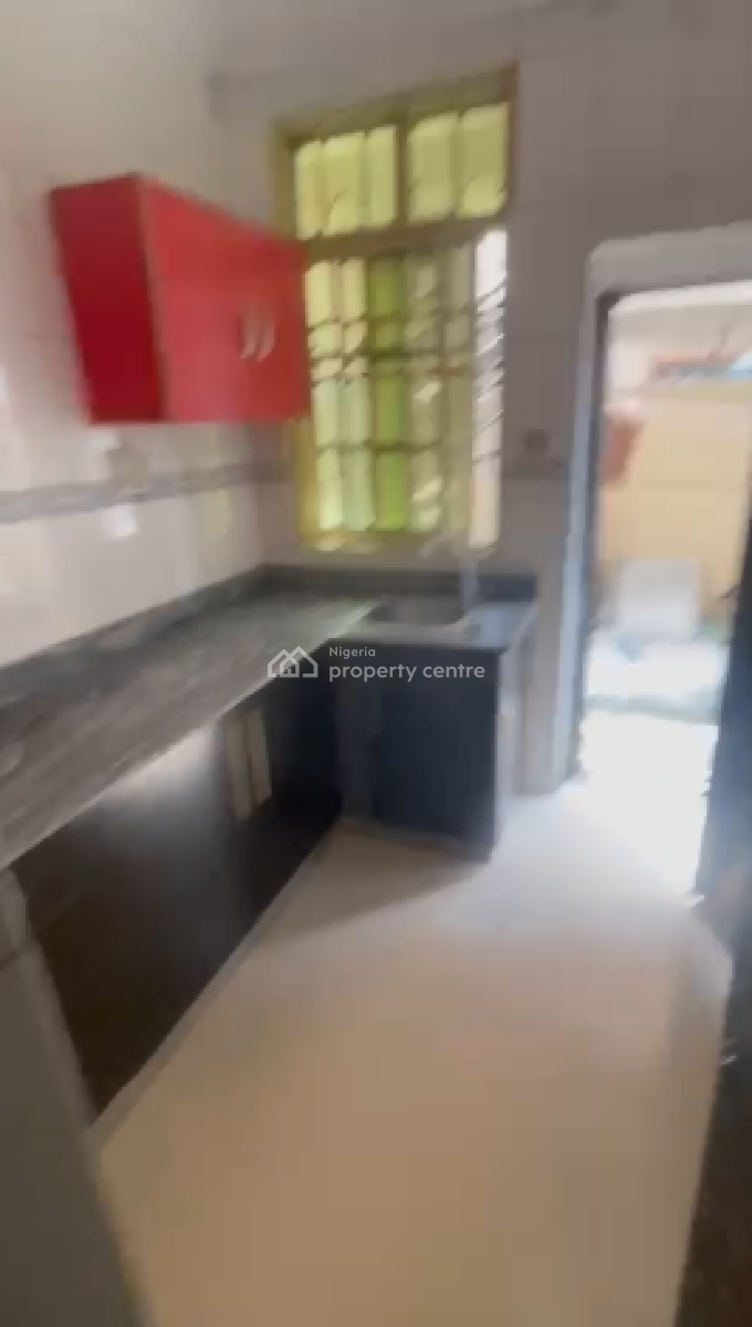 Spacious Mini-flat Close to The Express, Jakande, Ologolo, Lekki, Lagos, Mini Flat (room and Parlour) for Rent