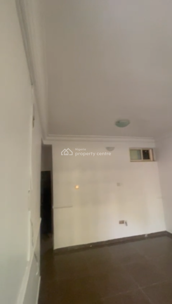 Spacious Mini-flat Close to The Express, Jakande, Ologolo, Lekki, Lagos, Mini Flat (room and Parlour) for Rent