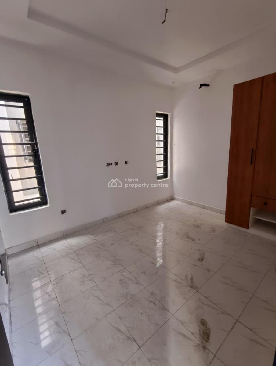 2 Bedroom Flat, Ggagada, Gbagada, Lagos, Flat / Apartment for Sale