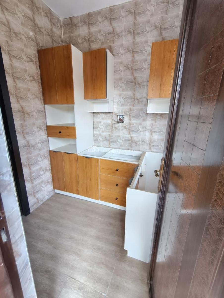 2 Bedroom Flat, Ggagada, Gbagada, Lagos, Flat / Apartment for Sale