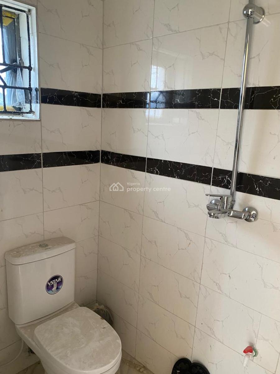 2 Units of  Standard 3 Bedroom Flat, Abraham Adesanya Estate., Ajah, Lagos, Flat / Apartment for Rent