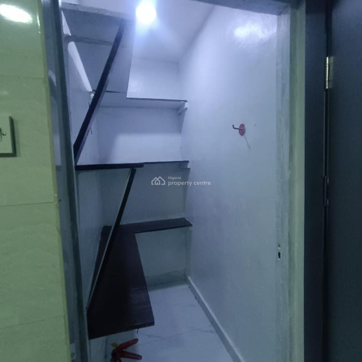 Renovated Executive 3bedroom Flat at Harmony Estate Just 2 Occupants, Harmony Estate, Gra Phase 1, Magodo, Lagos, Flat / Apartment for Rent