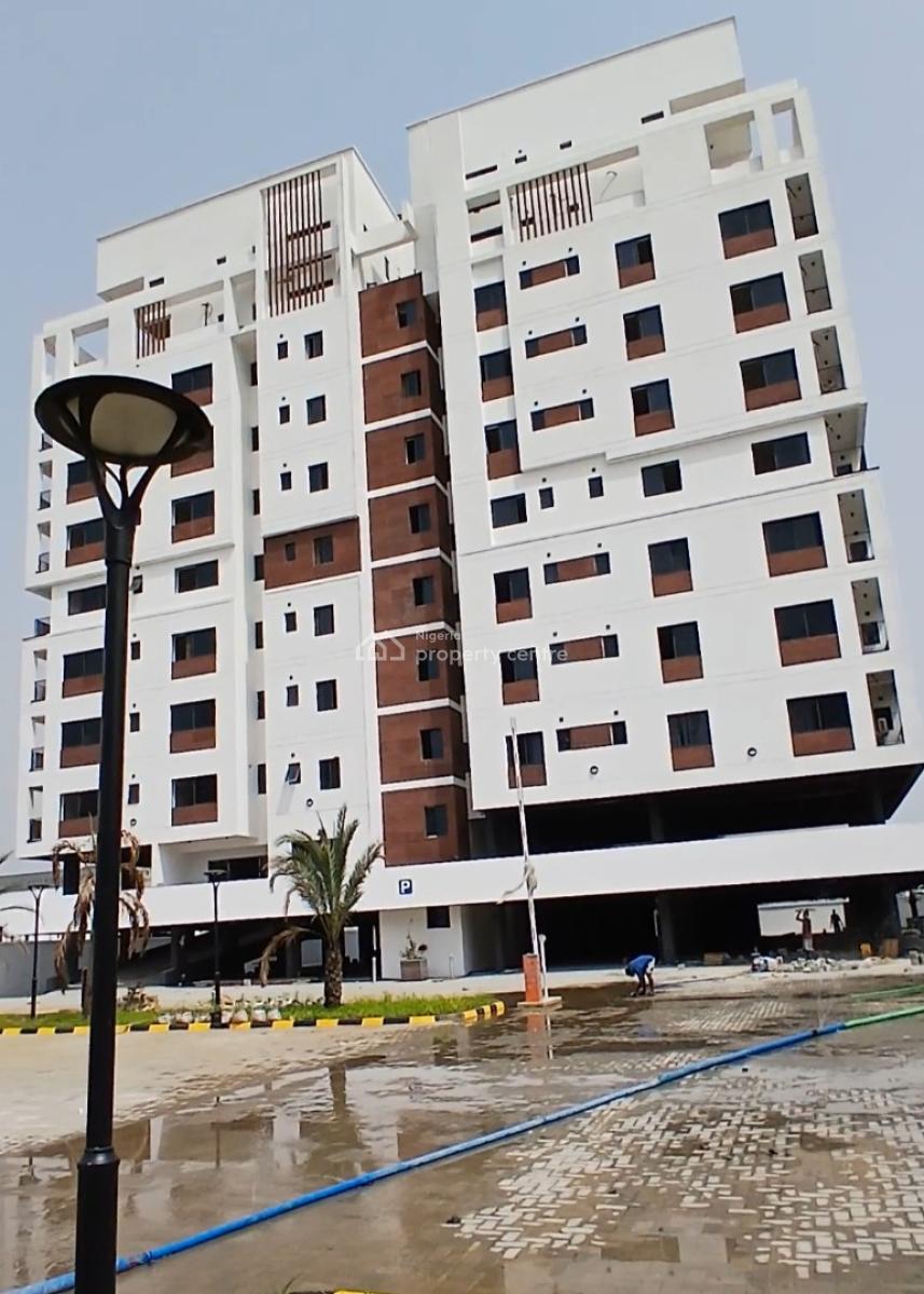 Luxury and Serviced with 24/7 Power Suppy 3 Bedroom En-suite Flat with, Lekki Phase 1, Lekki, Lagos, Flat / Apartment for Rent