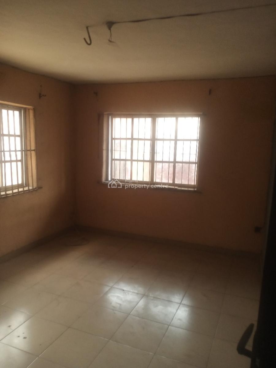 2 Bedroom, Ijeshatedo, Surulere, Lagos, Flat / Apartment for Rent