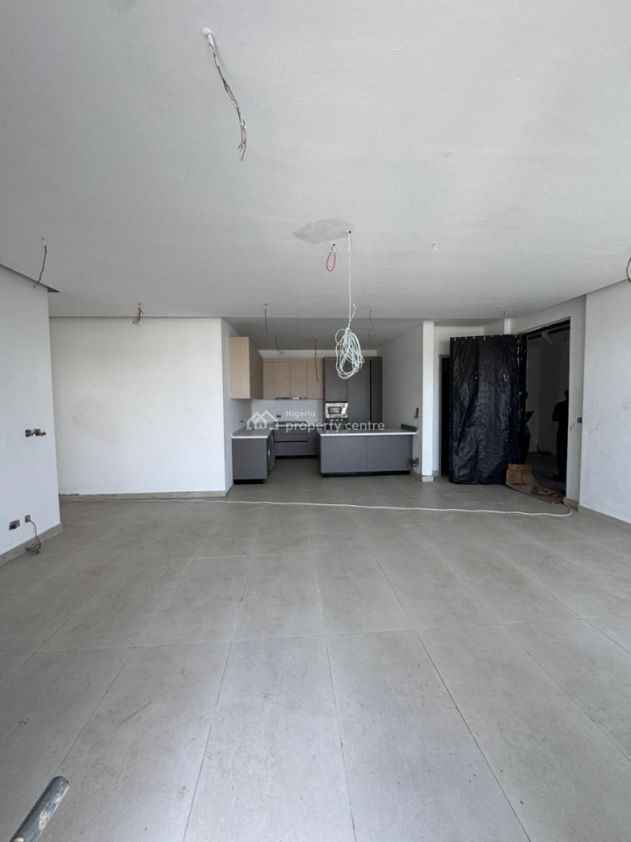 Newly Built 2 Bedroom Apartment with Rooftop Swimming Pool,, Highly Sought-after Luxury Home Within a Serene Environment, Lekki Phase 1, Lekki, Lagos, Flat / Apartment for Sale