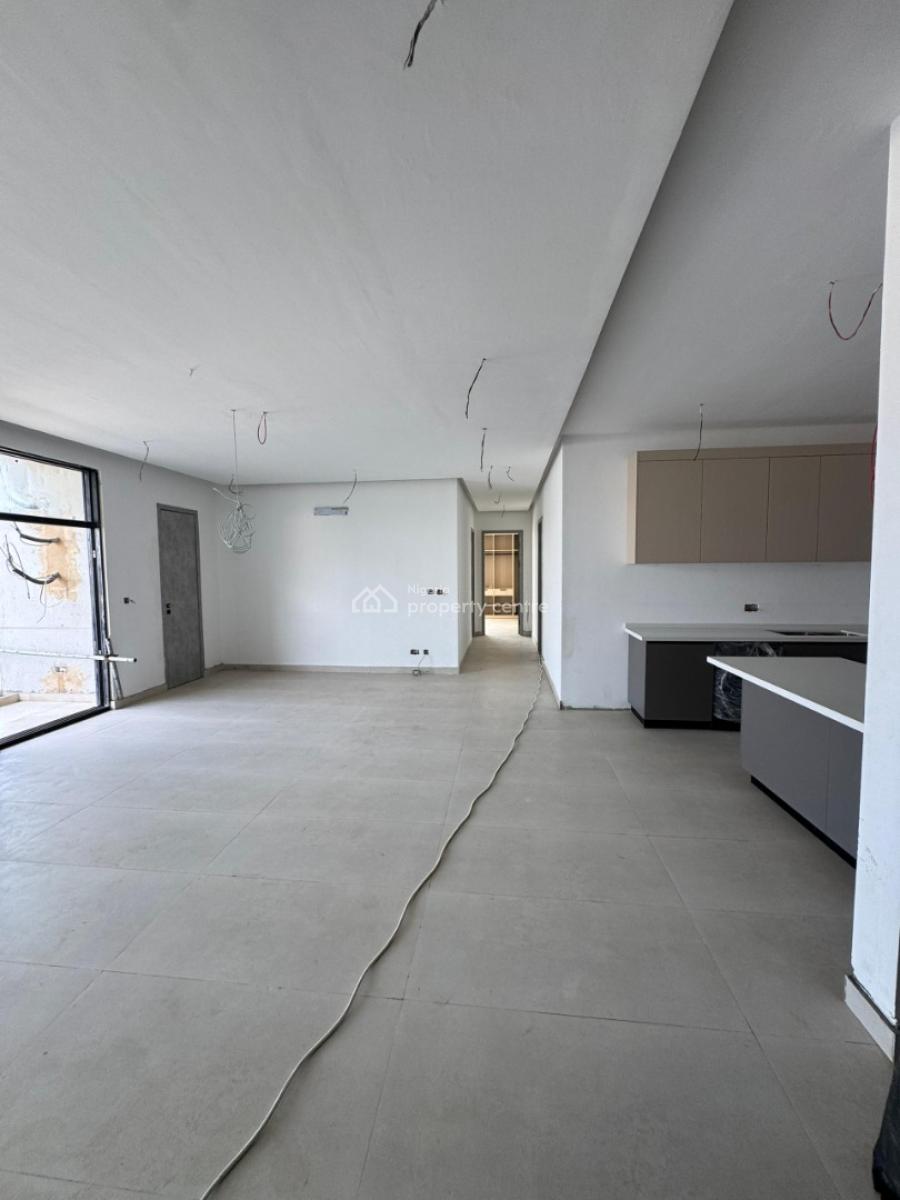 Newly Built 2 Bedroom Apartment with Rooftop Swimming Pool,, Highly Sought-after Luxury Home Within a Serene Environment, Lekki Phase 1, Lekki, Lagos, Flat / Apartment for Sale