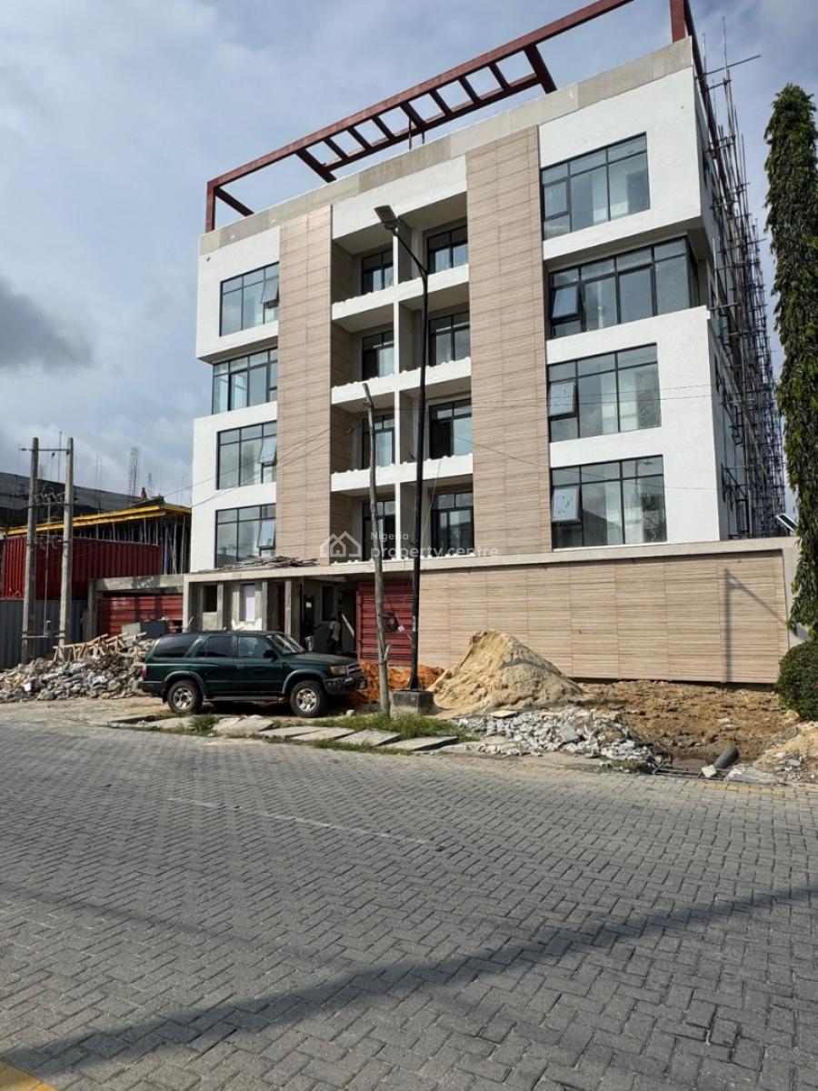 Newly Built 2 Bedroom Apartment with Rooftop Swimming Pool,, Highly Sought-after Luxury Home Within a Serene Environment, Lekki Phase 1, Lekki, Lagos, Flat / Apartment for Sale