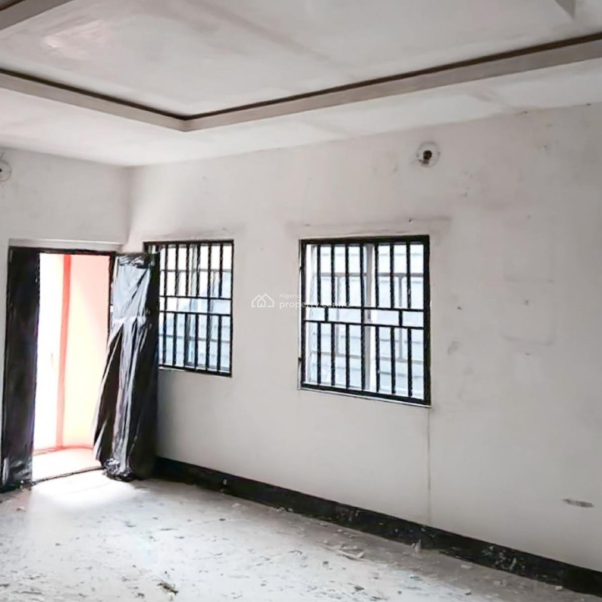 3 Bedroom Flat on The Second Floor with Only 4 Tenants for Office Use, Gra Phase 2, Port Harcourt, Rivers, Office Space for Rent