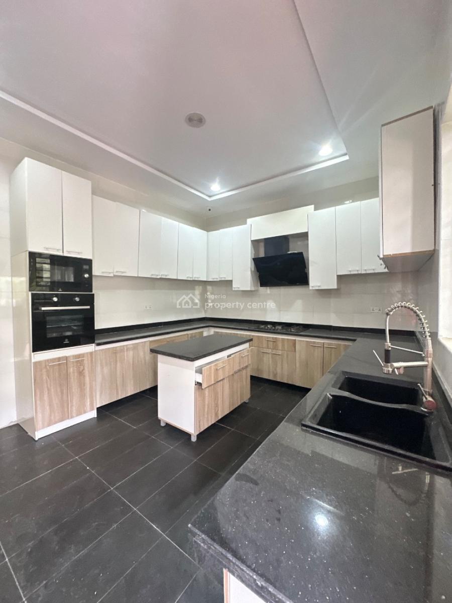 Spaciously Built 5 Bedroom Detached Duplex with Bq & Pool, Orchid, Lekki, Lagos, Detached Duplex for Sale