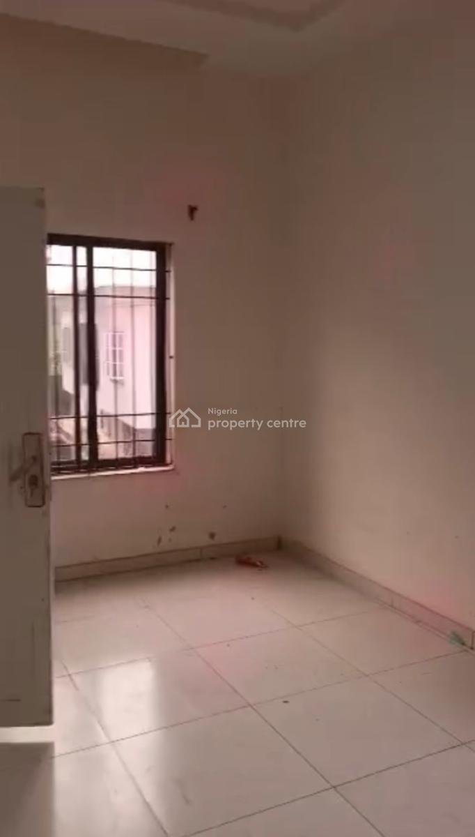 2bedroom Apartment Ensuite, Lekki Scheme 2, Ajah, Lagos, Flat / Apartment for Rent
