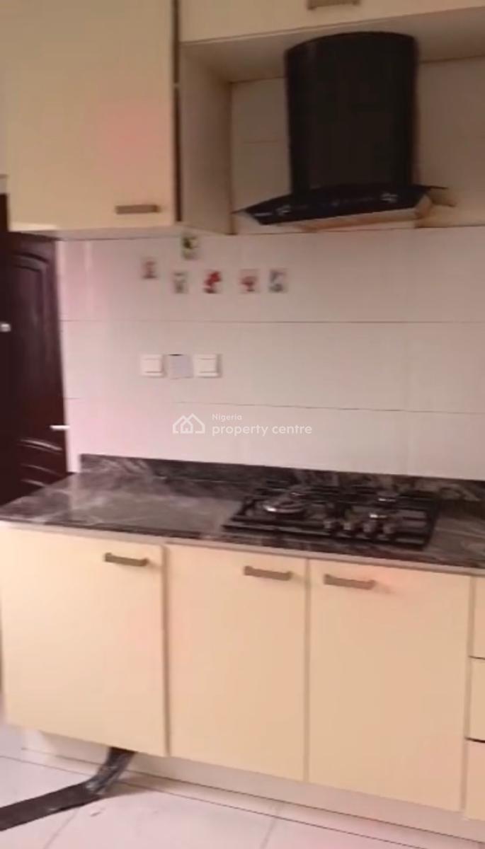 2bedroom Apartment Ensuite, Lekki Scheme 2, Ajah, Lagos, Flat / Apartment for Rent