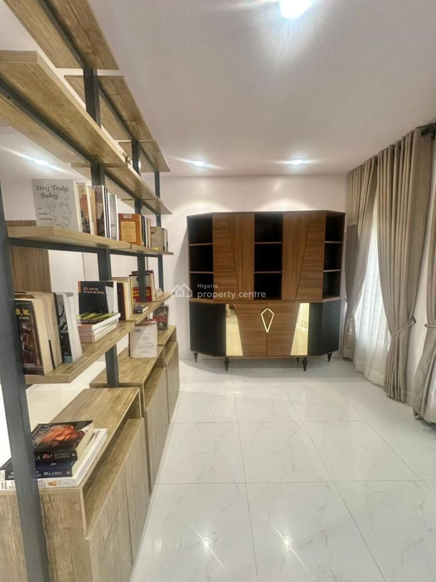 Well Maintained Fully Furnished Spacious 3 Bedroom Apartment with Bq, St Theresa  Estate, Oniru, Victoria Island (vi), Lagos, Block of Flats for Sale